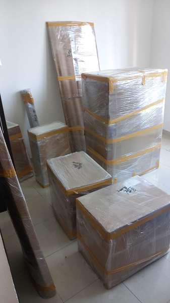 Cover photo of Emarati Movers Ras al Khaimah